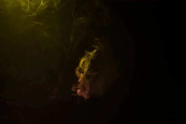 Gelber Und Rosa Dampf Auf Schwarzem Hintergrund Kopierraum — Stockfoto