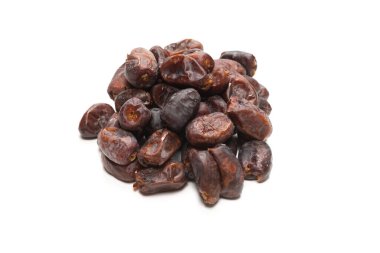 Kurumuş tarihler beyaz arka planda izole edilmiş. Üst görünüm. 