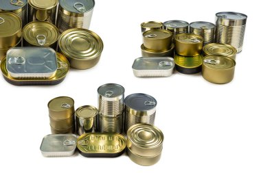 Beyaz arka planda izole edilmiş teneke kutuların karışımı. Boşluğu kopyala.