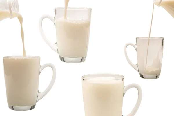 Melk Wordt Uit Een Fles Een Beker Gegoten Melkplons — Stockfoto