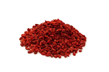 Kırmızı böğürtlen grubu beyaz arka planda izole edilmiş.. 