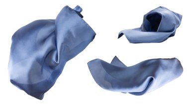 Akan mavi ipek eşarp beyaz arkaplanda izole edildi. 