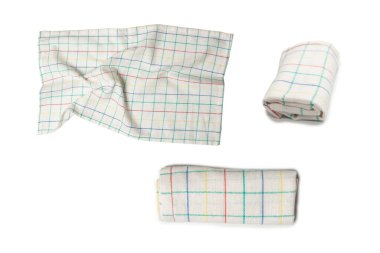 Beyaz peçete beyaz arka planda izole edilmiş. Boşluğu kopyala. 