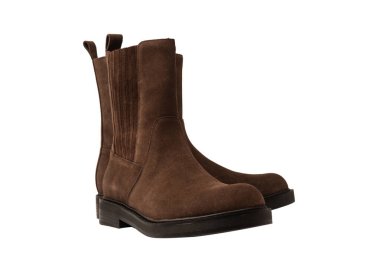 Kahverengi deri çizmeler beyaz arka planda izole edilmiş.. 