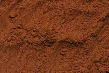 Arka planda izole edilmiş anlık kahve. Üst görünüm. 