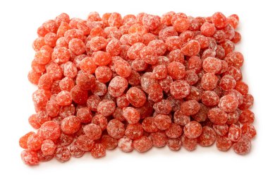 Kurutulmuş kumkat beyaz arka planda izole edilmiş. Üst görünüm.