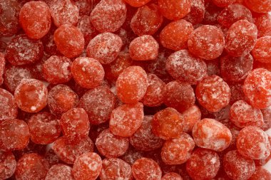 Kurutulmuş kumkat beyaz arka planda izole edilmiş. Üst görünüm.