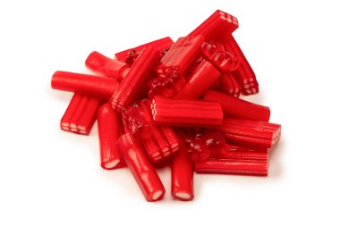 Beyaz arka planda izole edilmiş çeşitli renkli jelibon şekerler. Üst Manzara. Jöleli şekerler.