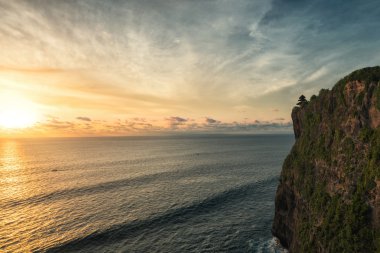 Uluwatu Tapınağı, Bali Endonezya güzel gün batımı