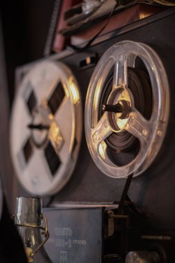 Retro teyp. Eski, eski, eski, İtalyan, kaydedici.