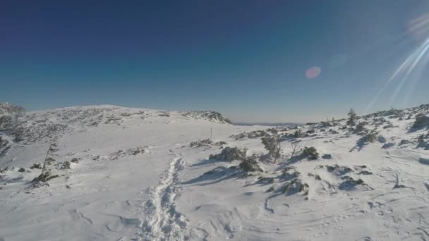 Montagne blanche, scène d'hiver 