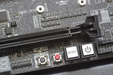 PCI express yuvası