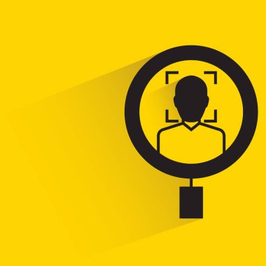 Büyüteç cam tarama insanları koyu sarı arkaplan ile tara