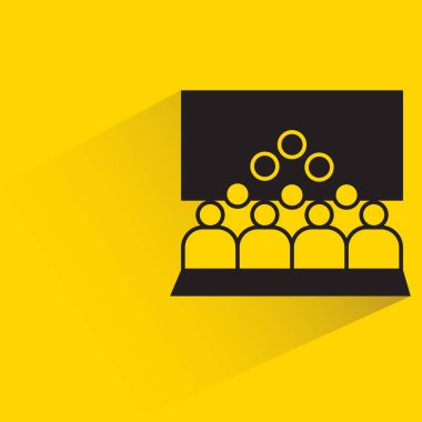 Sarı arkaplanda izleyici ve tahta simgesi
