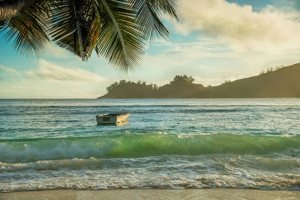 Tropical beach Baie Lazare,Seychelles — Stock Photo, Image