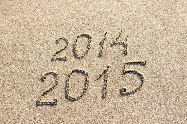 2015 op strand zand — Stockfoto