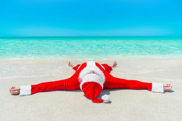 Santa Claus tomando el sol — Foto de Stock