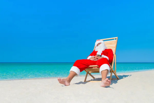 Natal Papai Noel na praia — Fotografia de Stock