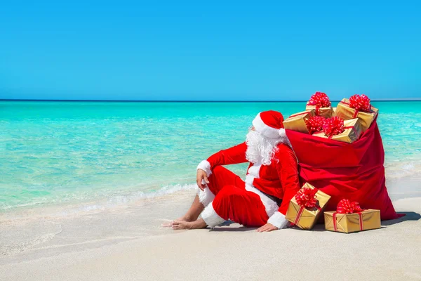 Santa Claus con saco de Navidad —  Fotos de Stock