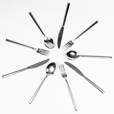 Daire çatal bıçak takımı