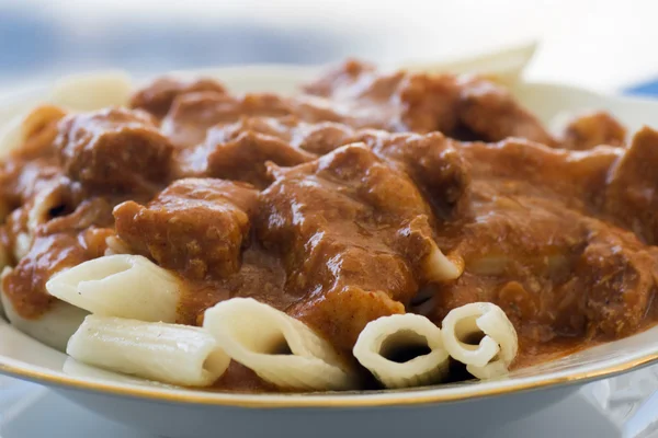 Traditional hungarian goulash — Stock Photo, Image