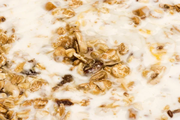 Corn flakes in yogurt — Stock Photo, Image