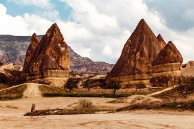 Kapadokya benzersiz jeolojik oluşumlar Panoraması. 