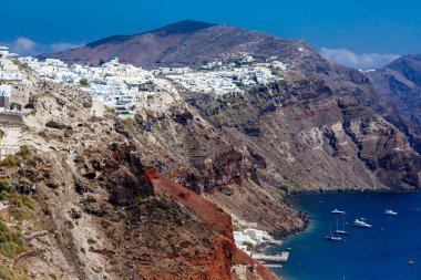 Deniz manzarası, Oia köyü ve dağlar, Yunanistan