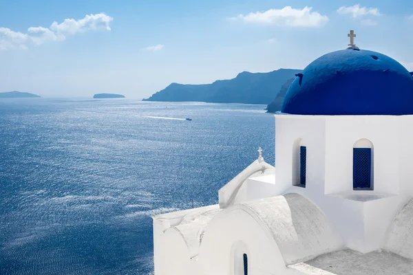 Yunanistan, Santorini-Ekim 3: Rum Kilisesi Oia köyünde Deniz Manzaralı. 3 Ekim 2014
