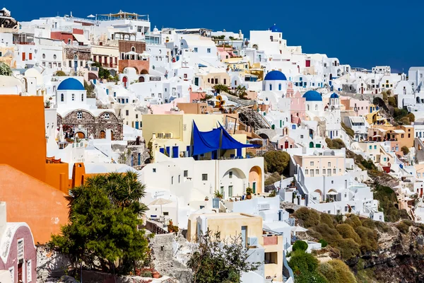 ギリシャ、サントリーニ島-10 月 3 日: 海と村イアに平面図です。O — ストック写真