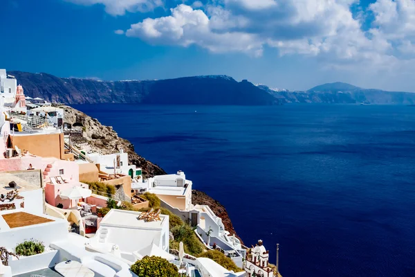 Deniz ve köy manzarası Oia, Yunanistan