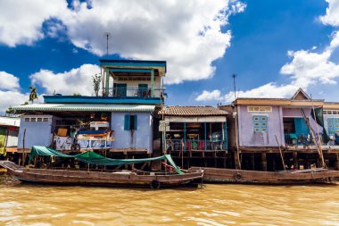 Ho Chi Minh, Vietnam - 15 Ocak 2016: Hayat Hochiminh (Saigon) Mekong Nehri Vietnam insanların. Saigon Vietnam büyük şehridir