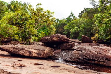 Duongdong town, Phuquoc Adası, Vietnam yakınındaki Suoi Da Ban şelale