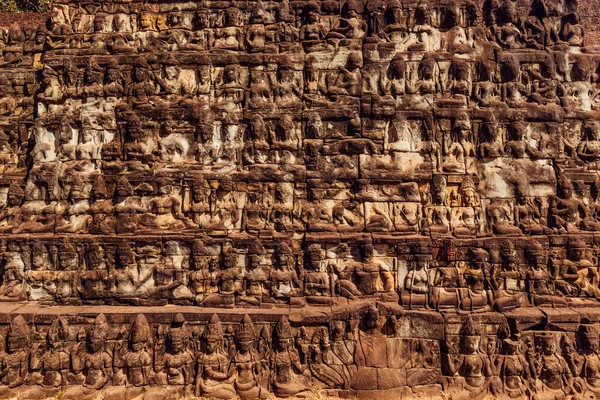 Cüzzamlı Kral Teras Angkor Thom, Cambodia. Antik Khmer mimarisi