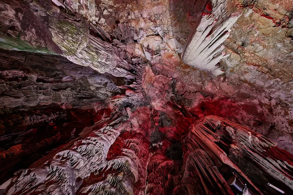 セント ・ マイケルズの中の鍾乳石洞窟 Gibralta — ストック写真