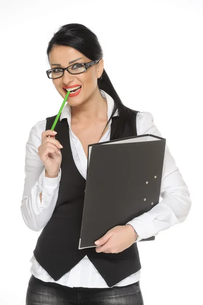 Positive Geschäftsfrau mit Bleistift und Mappe auf weißem isolierten Hintergrund — Stockfoto