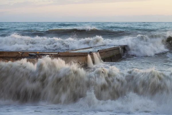 Blick auf das Meer bei Sonnenuntergang — Stockfoto