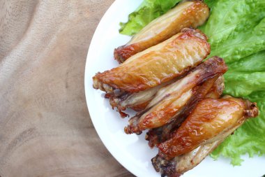 Tavuk kanatları yakın çekim