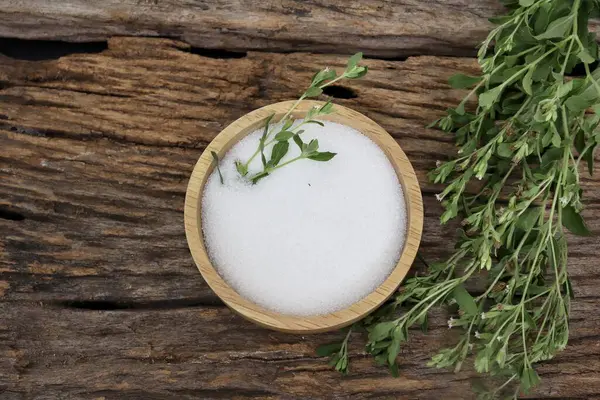 Stevia Cukr Granulovaný Cukr Misce Pozadí Dřevěného Stolu — Stock fotografie