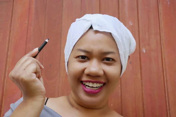 Beautiful Asia Woman Portrait Makeup Apply Eyebrows — Stock Photo, Image