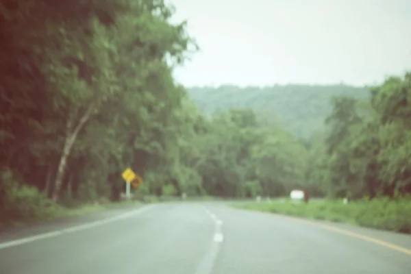 木と道路 — ストック写真