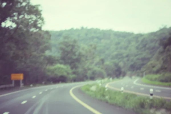 Strada con alberi — Foto Stock