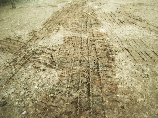 Wielsporen op de grond. — Stockfoto