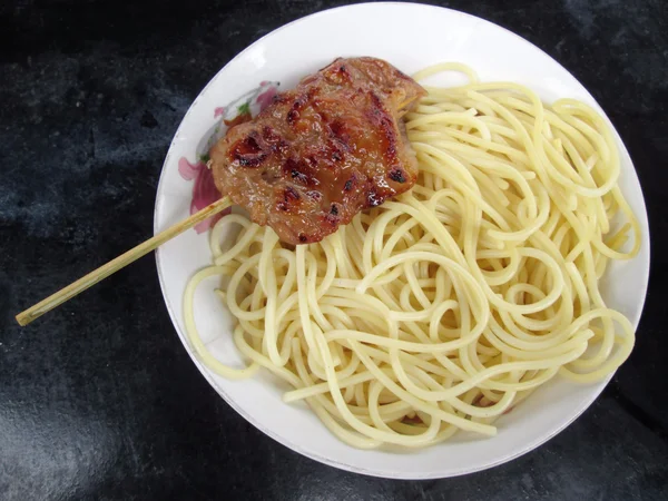 Tasty spaghetti — Stock Photo, Image