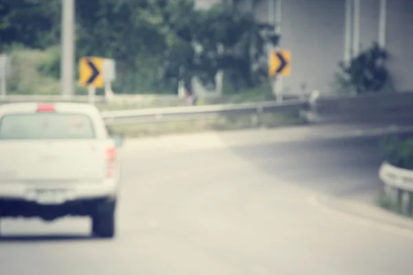 Dimsyn på bilen i staden — Stockfoto