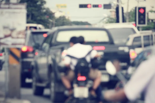 Embaçado de carro na cidade — Fotografia de Stock