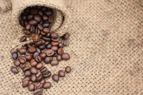 Chicchi di caffè torrefatto — Foto Stock