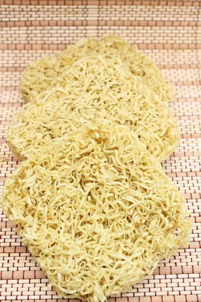 Fideos instantáneos secos — Foto de Stock