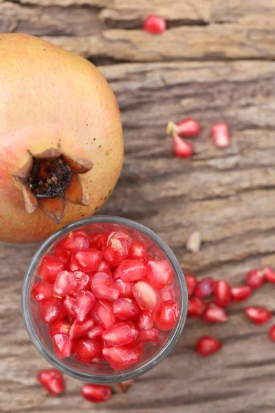 Fruta de romã madura — Fotografia de Stock