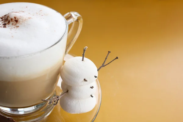 Horká čokoláda s marshmallow na Vánoce — Stock fotografie